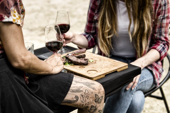 wijn en grill tatoeage